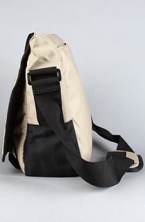 Gravis The Hobo Medium Messenger Bag in Khaki Black