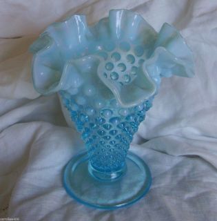 VINTAGE FENTON ART GLASS VASE BLUE OPALESCENT HOBNAIL TRUMPET CONE 5