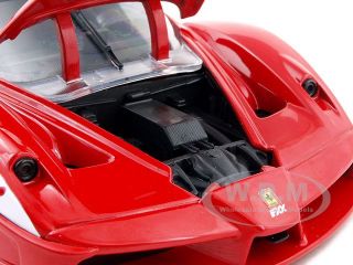 Ferrari FXX Evoluzione Red 1 18 Diecast Car Model T6245