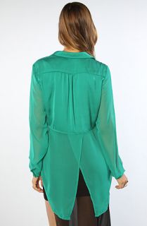  the best of both worlds buttondown in hot emerald sale $ 29 95 $ 118