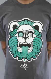 Piece Keeper Liono Tee Charcoal Green