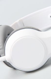 Skullcandy The Cassette Headphones with Mic in Athletic White