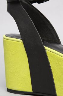 Matiko Shoes The Lyon Shoe in Black and Yellow