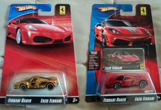 Hot Wheels Ferrari Racers Enzo Ferraris lot of 2 featuring rare gold 1