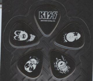 Kiss First Album 5 Guitar Pick Set Peter Criss, Ace Frehley, Paul