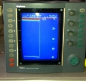  Raytheon V850 Fishfinder