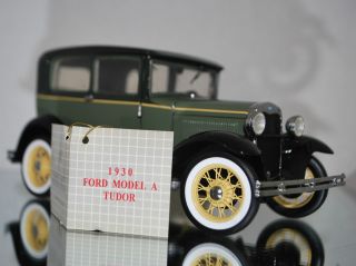 Franklin Mint 1930 Ford Model A Tudor 1 24 Display Piece K