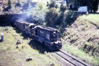  Penn Central PC 6046 Action Exiting Tunnel Gallitzin PA 9 70