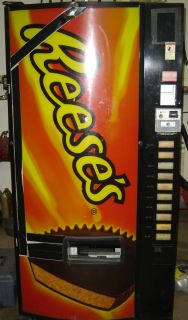  Reese's Refrigerated Candy Bar Vending Machine