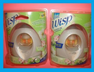 Glade Wisp Flameless Candle Suddenly Spring Refills Kit