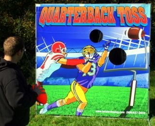 Quarterback Toss Giant Frame Game