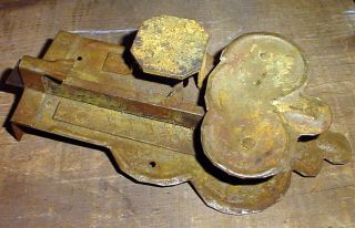18th C Antique PA German Primitive Door or Chest Latch w Lock No Key