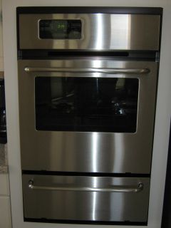 Maytag Gas Wall Oven Model CWG3100AAS13 Serial DY5356896 Gently Used