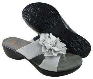 New Dansko Womens Dahlia Patent White Sandals US