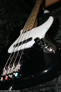 2011 Fender Artist Series Geddy Lee Jazz/ J Bass Electric Guitar Black