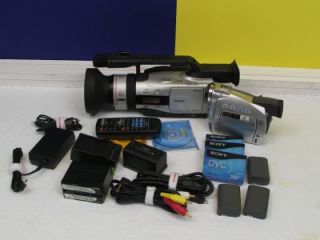 Canon GL2 Professional MiniDV Digital Video Camcorder with Bundle Case