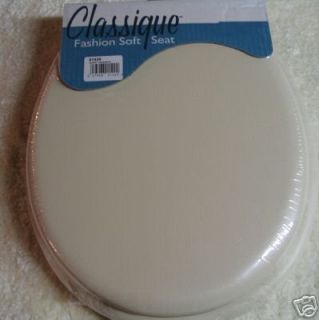 Ginsey Classique Standard Round Soft Padded Toilet Seat Champagne Bone
