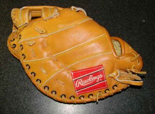 This auction is for the used glove pictured above Good condition