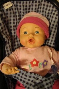 Baby Doll   15   BS226   w/ Graco Doll Seat/Carrier   Pacifier EUC