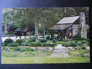 Pioneer Log Cabin Home Gravette Arkansas Postcard AR Unused