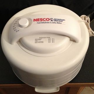 Nesco American Harvest FD 60 4 Tray Food Dehydrator Jerky Maker 500