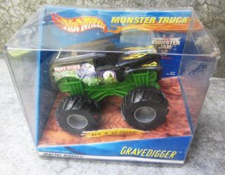  Wheels Rev N Go Power Gravedigger Monster Truck Toy Mattel Wheels NIB
