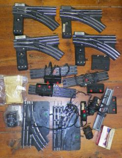 LOT OF LIONEL & MARX REMOTE CONTROL TRACK SECTIONS & SWITCHES