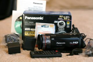 Panasonic HDC TM900 32 GB Camcorder Mint Condition Black