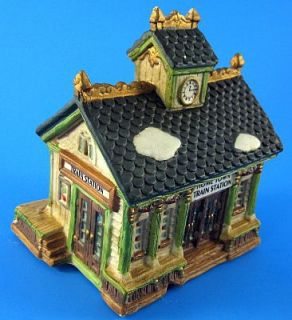 PC Heilig Meyer Porcelain Bisque Home Town Holiday Christmas Village