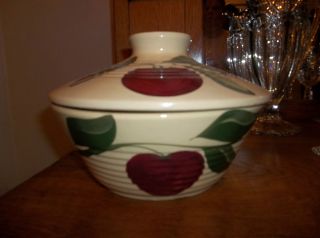  Apple Ribbed Bowl Number 601 with Lid