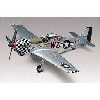 Revell 148 P   51D Mustang Toys & Games