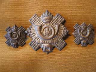 Set of Cap and Collars for The Highland Light Infantry