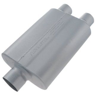 Flowmaster 430402 40 Series Muffler   3.00 Center IN / 2.50 Dual OUT