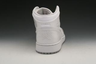  GS Grade School Boys Sneakers White Wolf Grey White 364771 102