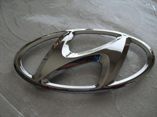 Hyundai Equus 2011 2012 Crest Trunklid Emblem