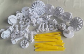  Decorating Fondant Icing Plunger Cutters Tools Mold 11 Sets