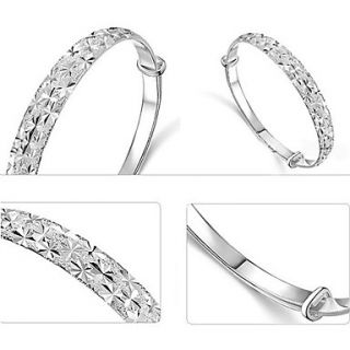 USD $ 13.49   10% Silver Simple and Elegant Crystal Bracelet,