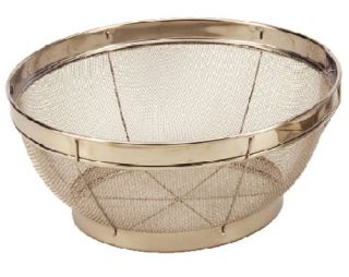 Features of Cook Pro 7 1/2 Inch Stainless Steel Mesh Colander