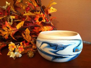 Nemadji Indian River Pottery Bowl Blue Swirls