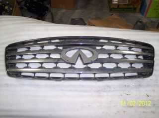 03 04 05 Infiniti FX35 FX45 Grill Front Used