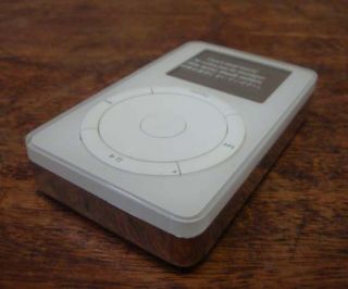 iPod 5GB M8541 Original Scroll Wheel Very RARE First Gen iPod in