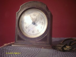 Vintage 1930 ish Scary Lincoln Electric Clock Good Condt Works Great