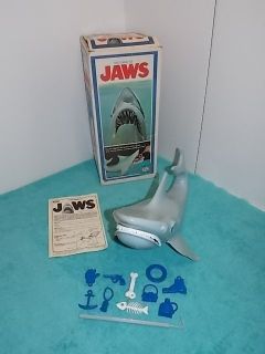 Vintage 1975 The Game of Jaws by Ideal