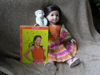 American Girl Jess Doll with Outfit Canoe Book Box Excellent Condition