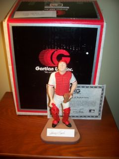 Johnny Bench Cincinnati Reds Gartlan Signed Figurine  