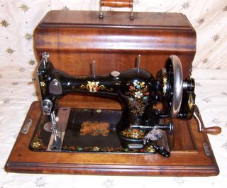 Antique Jones Hand Crank Sewing Machine CWS Federaton Family Machine  