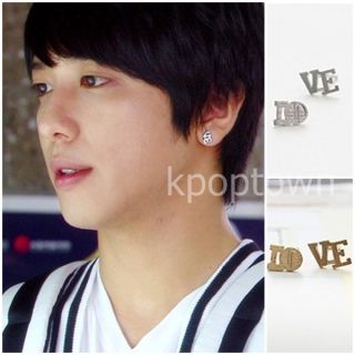 CN17 CNBLUE Jung Yong Hwa Style Love Initial Earrings