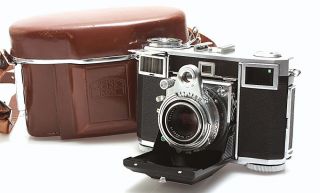 Zeiss Ikon Contessa Camera with Tessar Lens and Case Just CLAD