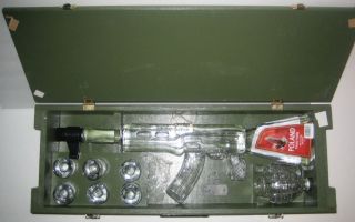 Kalashnikov AK 47 Red Army Vodka Wood Box New SEALED RARE Hard to Find
