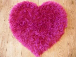 Fluffy Pink Kids Bedroom Rugs Washable Mat Girls Heart Shape Rug Fake